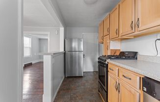 2 beds, 1.5 baths, $1,550