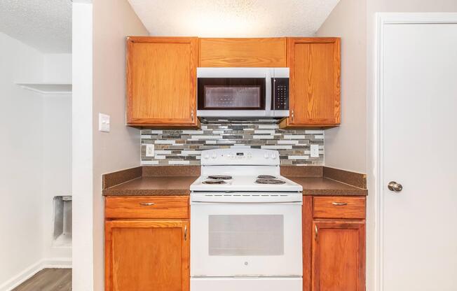 2 beds, 2 baths, 1,145 sqft, $1,425