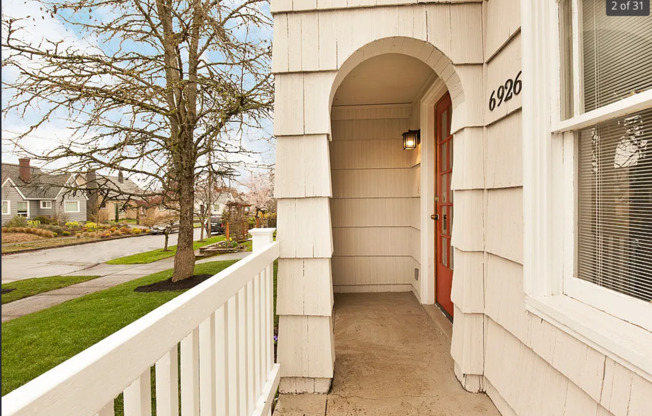 Charming Bungalow in the Heart of the Popular Arbor Lodge is a Must See!