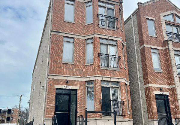5331 S CALUMET