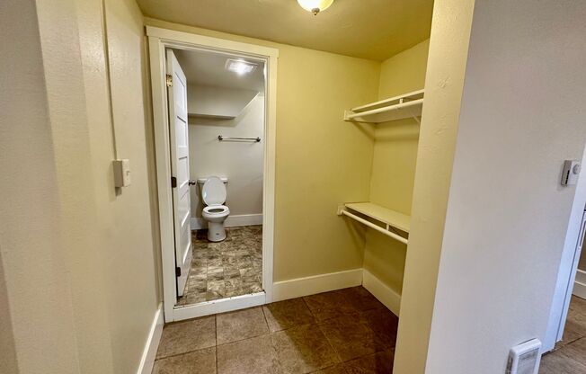 S0180 - Pettygrove Apartments