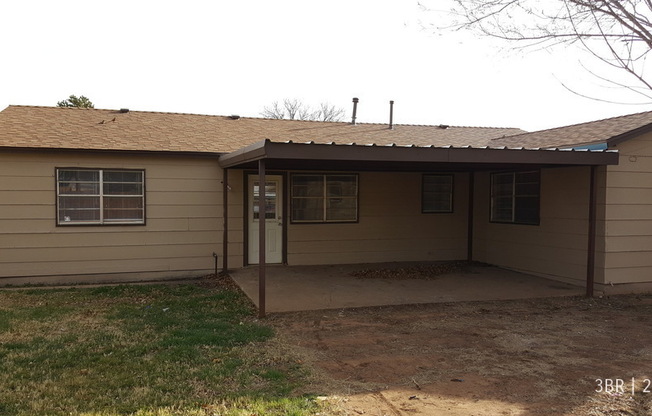 3 beds, 2 baths, 1,435 sqft, $1,449