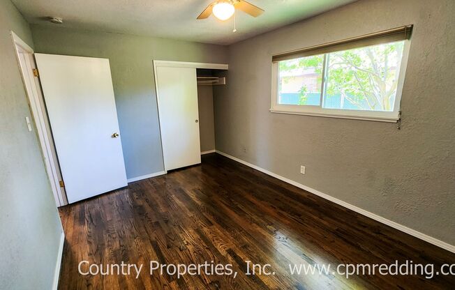 3 beds, 1 bath, $1,695