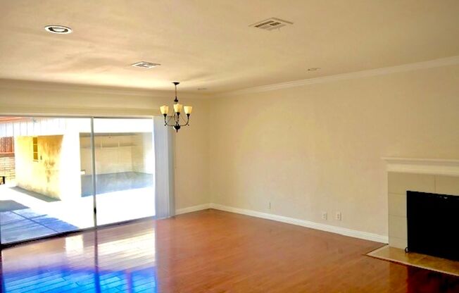 AVAILABLE NOW!!!: 4 BR / 2.75 BA IN ALHAMBRA!