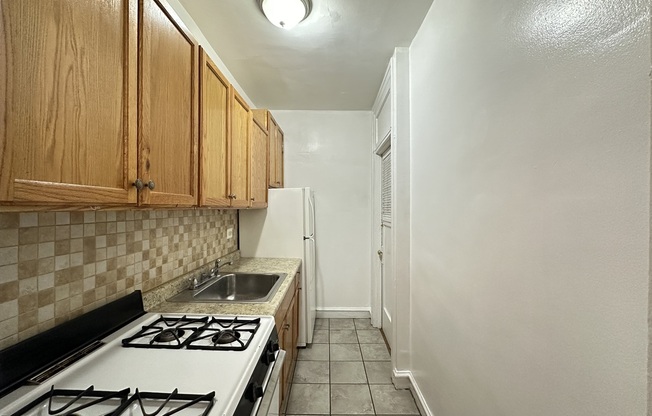 1367 ESTES