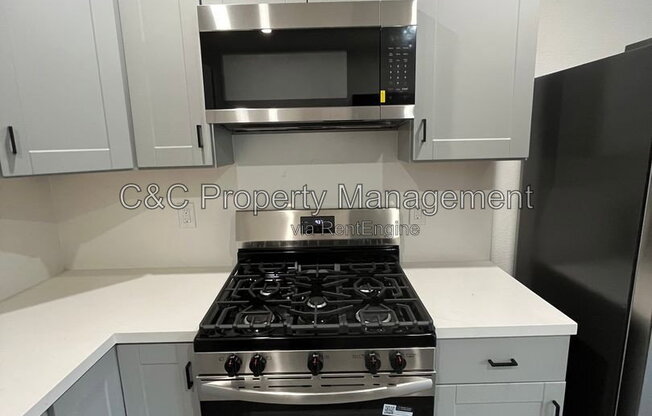 6628 HELEN CT