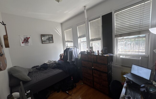 264 E 2 ST
