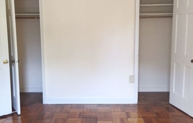 2 beds, 1 bath, 800 sqft, $1,650, Unit D21