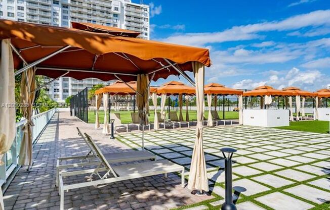 2 beds, 2 baths, $3,500, Unit # 1401 W