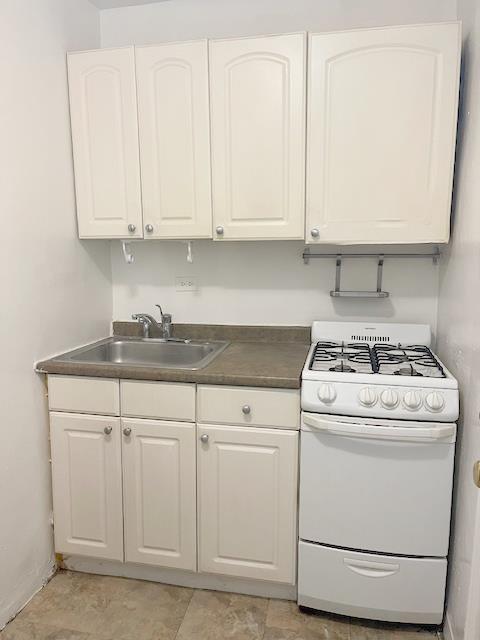 1 bed, 1 bath, $2,250, Unit 10