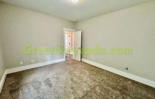 3 beds, 2 baths, $3,285