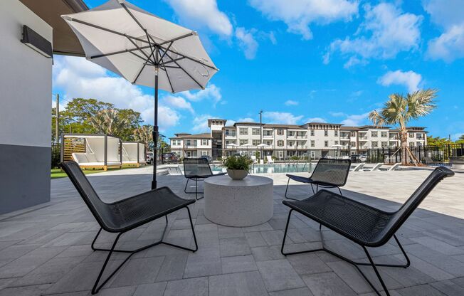 1 bed, 1 bath, 836 sqft, $1,950, Unit B1-103