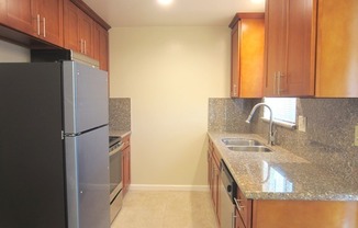 2 beds, 2 baths, $2,495, Unit 3