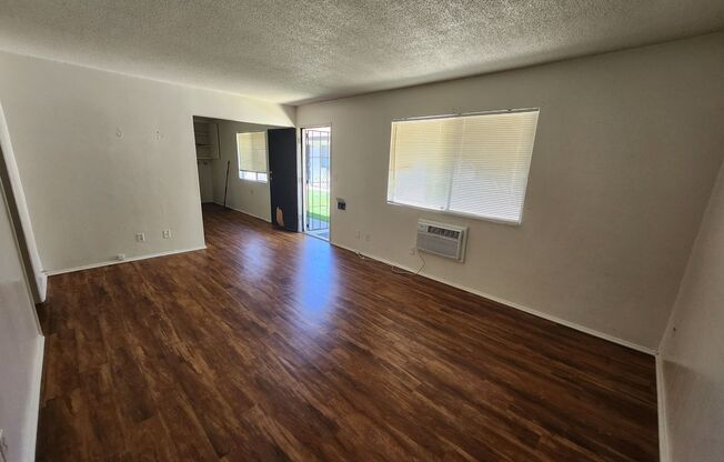 2 beds, 1 bath, 800 sqft, $1,650, Unit Unit 6