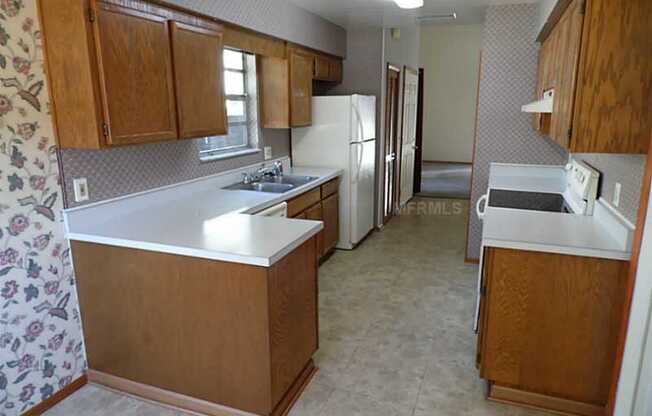 3 bed/2.5 bath in Metro West - Available NOW! Great Location!