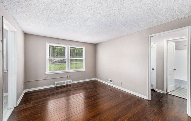 1 bed, 1 bath, 550 sqft, $775, Unit 1415 Unit #202