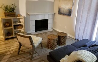 1 bed, 1 bath, 698 sqft, $1,615, Unit C-13