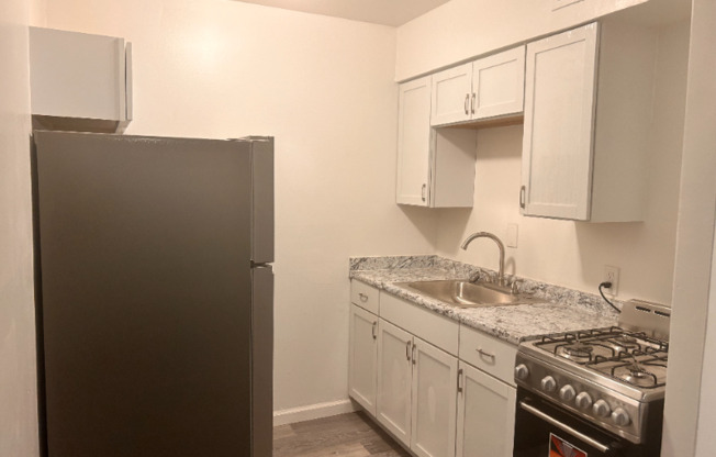 3034 S MORELAND 1