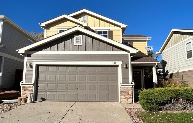 2-story House in Thornton with Attached Garage and Spacious Kitchen