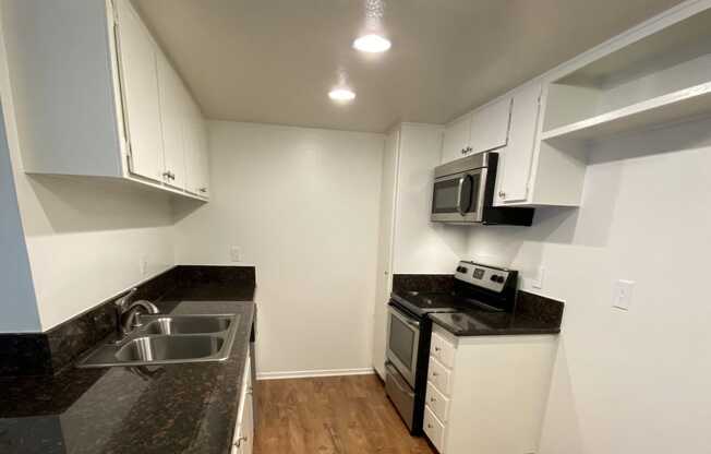 Cross Roads Apartment Homes in Anaheim California