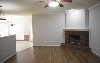 3 beds, 2 baths, $1,650