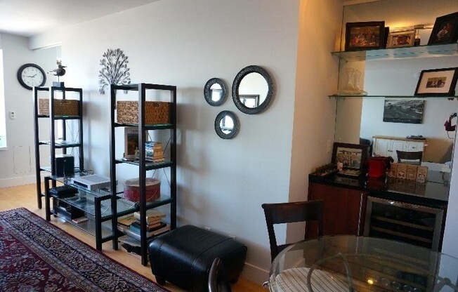 1 bed, 1 bath, 757 sqft, $3,400, Unit 28A