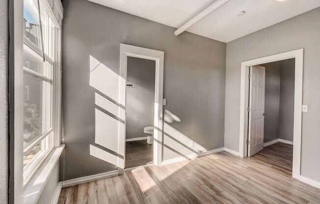 1 bed, 1 bath, 602 sqft, $1,874, Unit 301