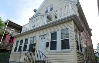 18 HENDRY ST