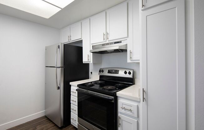 2 beds, 2 baths, 1,057 sqft, $3,295, Unit 204