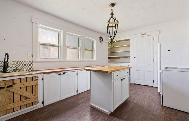 3 Bedroom Home For Rent