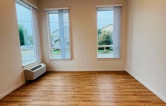 1 bed, 1 bath, 664 sqft, $1,650, Unit 110