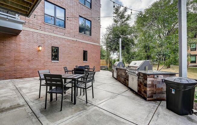 1 bed, 1 bath, 693 sqft, $1,800, Unit 205
