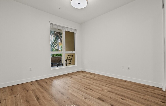 2 beds, 2 baths, 1,050 sqft, $3,250, Unit 206