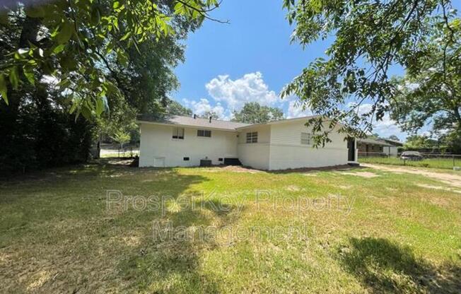 941 BELVEDERE DR
