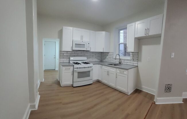 3 beds, 1 bath, $1,675