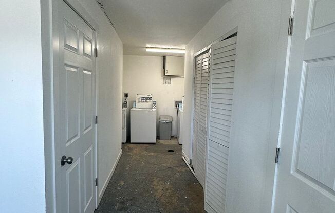 2 beds, 1 bath, 800 sqft, $1,195, Unit Unit 8