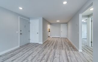2 beds, 1 bath, 850 sqft, $1,400