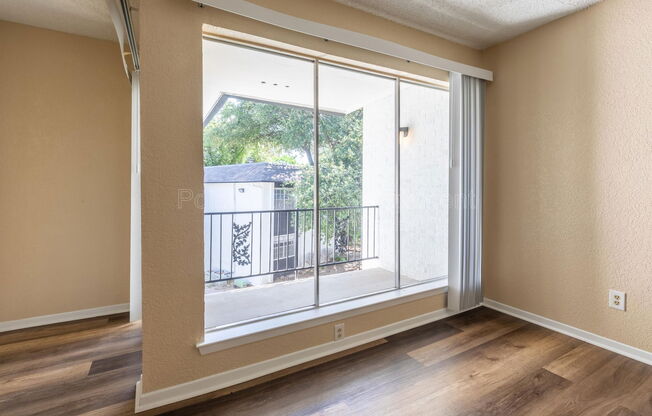 Studio, 1 bath, 402 sqft, $750, Unit 1701