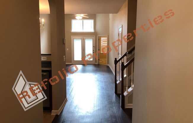 Great Location! 3 Bedroom 2.5 Bathroom 1 Car-Garage Townhouse w/ Main Level Primary Suite @ Bryarton Village, Raleigh, Available Now!
