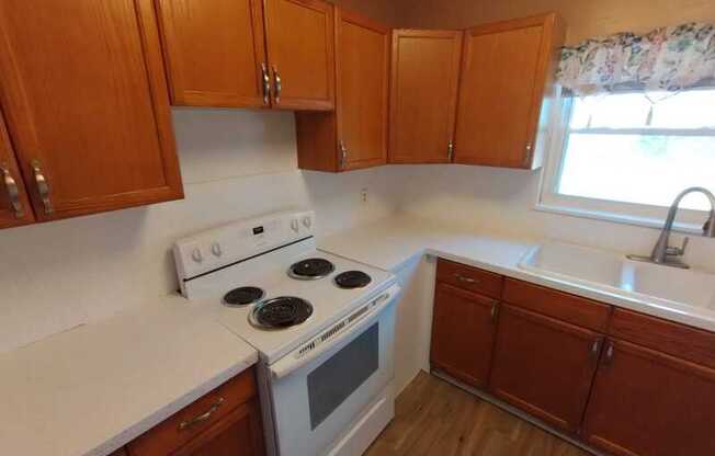 5247 LEXINGTON AVE
