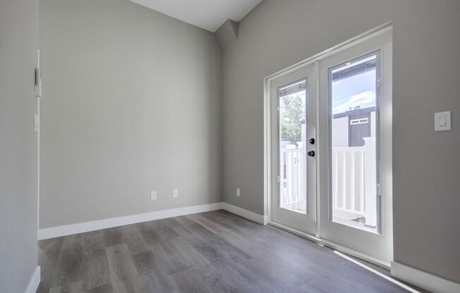 2 beds, 2 baths, 974 sqft, $3,195, Unit 4753-2
