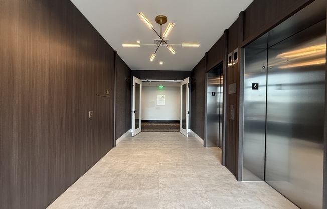 1 bed, 1 bath, 778 sqft, $3,595, Unit 606