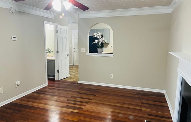Beautiful 3 bedroom, 2.5 bath home in South Fulton's desirable community of Kensington Heights!