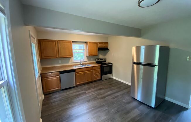 Two Bedroom One Bath with DISHWASHER Move In Ready!