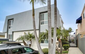 Sunset Cliffs | Beautiful 2 and 1 bedroom 1 bathroom - Immediate move in
