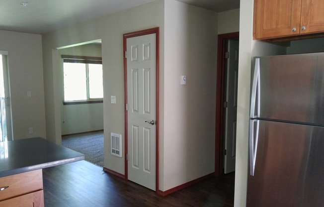 Studio, 1 bath, 464 sqft, $1,400, Unit 113