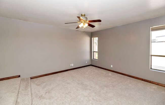 15620 N 8th St Phoenix, AZ 85022