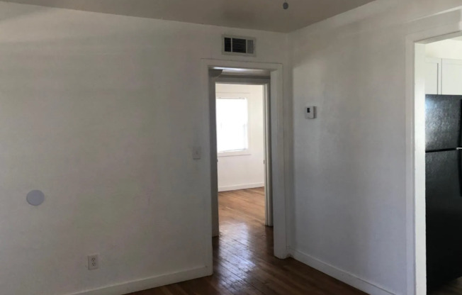 3 beds, 1 bath, $1,200