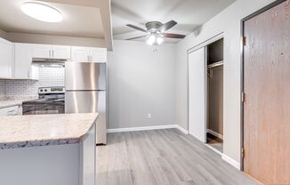 1 bed, 1 bath, 660 sqft, $999, Unit J104