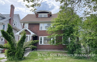 1666 GLENMONT RD